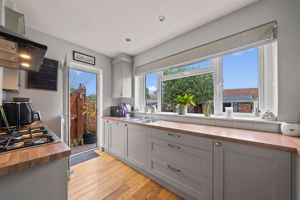 Photo 13- click for photo gallery